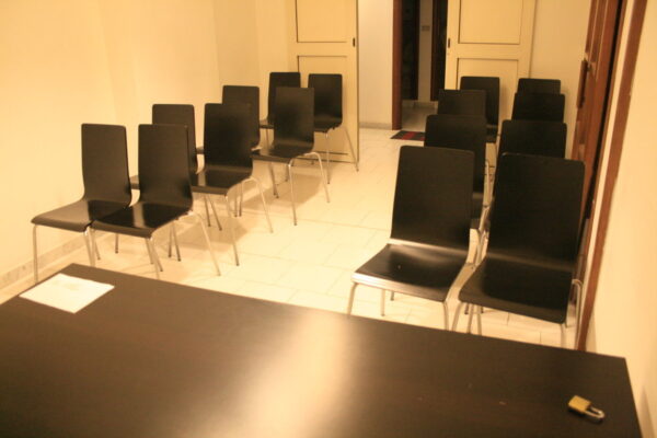 Napoli affitto sala meeting, aula, sala corsi formazione All Inclusive - Image 4