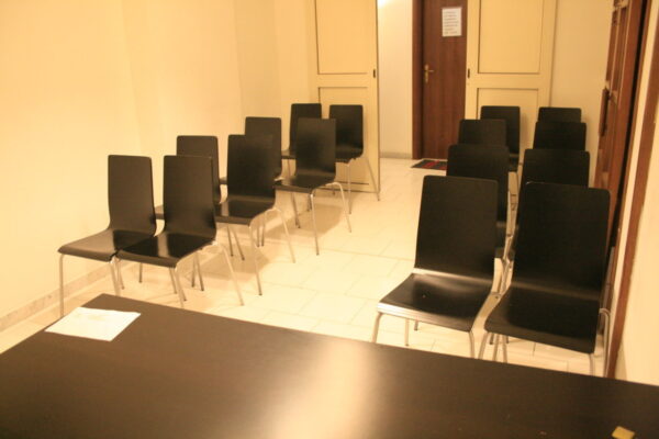 Napoli affitto sala meeting, aula, sala corsi formazione All Inclusive - Image 6