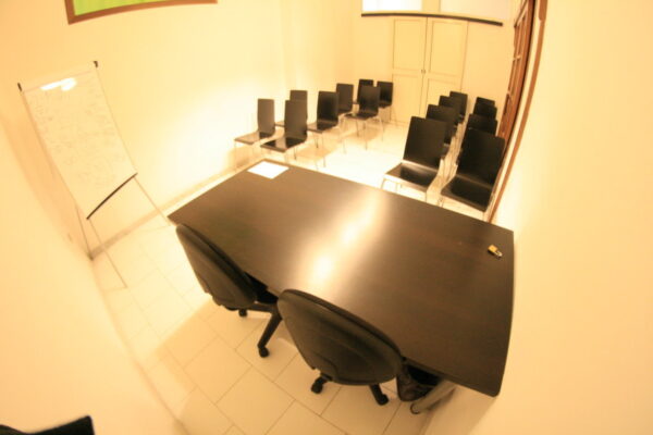 Napoli affitto sala meeting, aula, sala corsi formazione All Inclusive - Image 10
