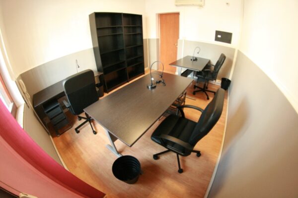 Napoli affitto studio polispecialistico bivani piano terra - Image 13