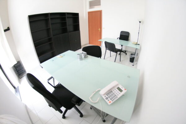 Ufficio arredato con sala riunioni e parcheggio Casalnuovo affitto euro 199 - Image 10